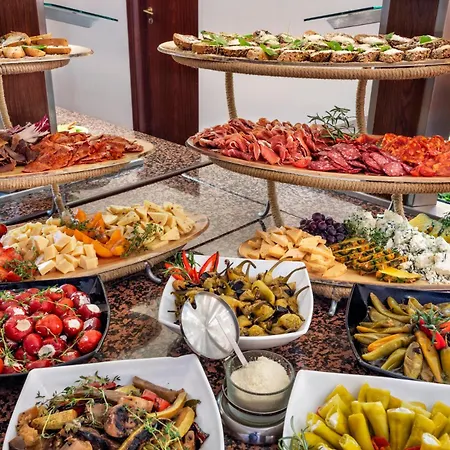 Melia Grand Hermitage Hotel 5*