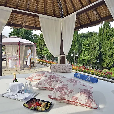 Melia Grand Hermitage Hotel 5*