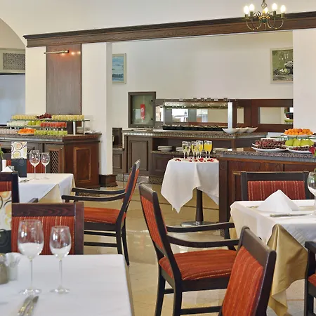 מלון Melia Grand Hermitage 5*