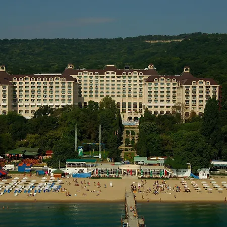 Melia Grand Hermitage 골든샌드